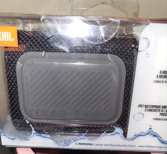JBL HARMAN PORTABLE BLUETOOTH SPEAKER - Picture 3 of 8